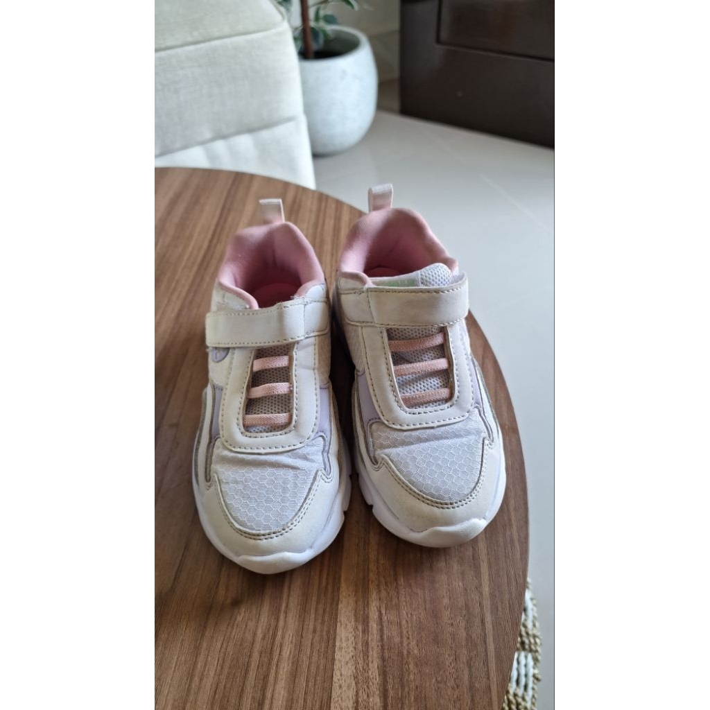 PRELOVED PAYLESS AIRWALK CHILDRENS CONCUR XP WHITE