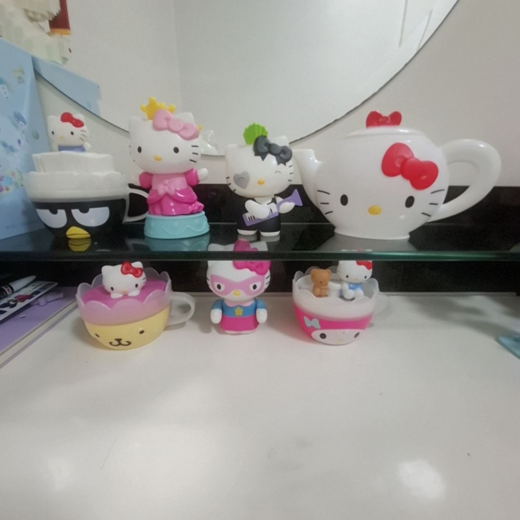 Sanrio Mcd figure (hello kitty, my melody, pompompurin, badz maru, little twin star)