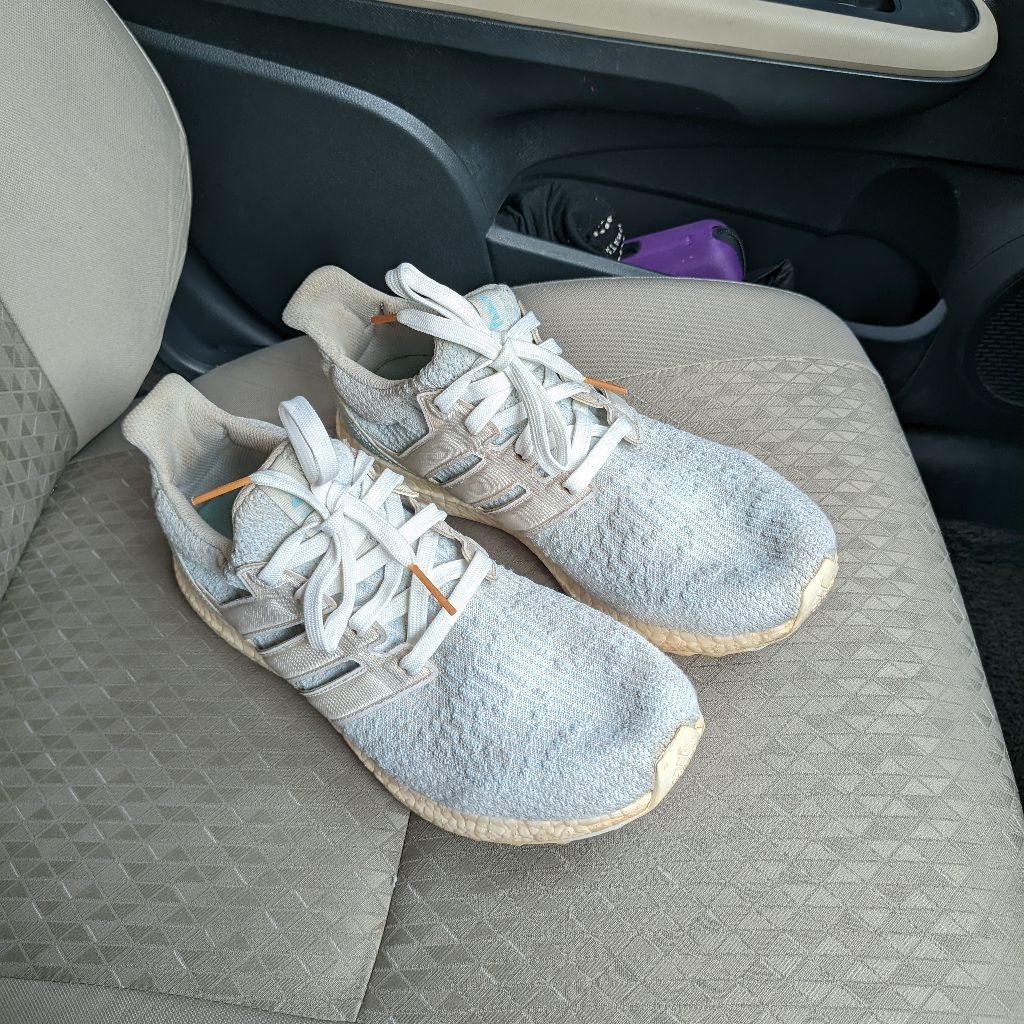 Adidas Ultra Boost 3.0 x Parley 'Coral Bleaching' - Icey Blue - Size 44 (28cm) Second