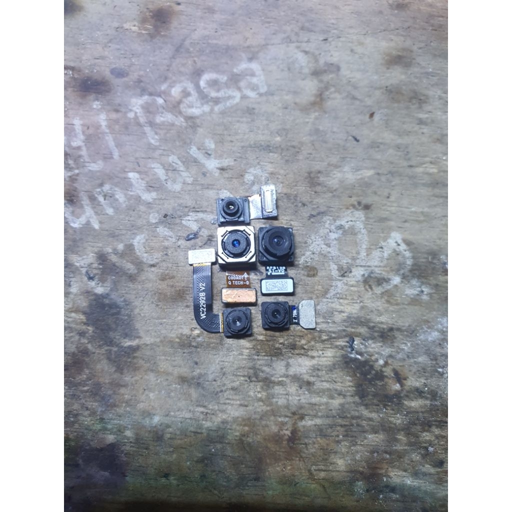 Kamera depan belakang realmi c17