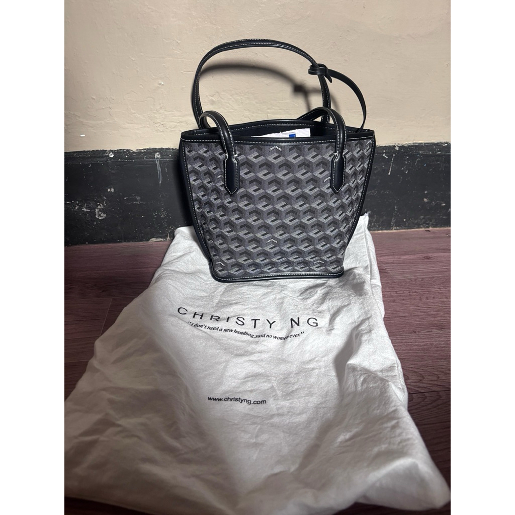 CHRISTY NG  bag preloved autentic