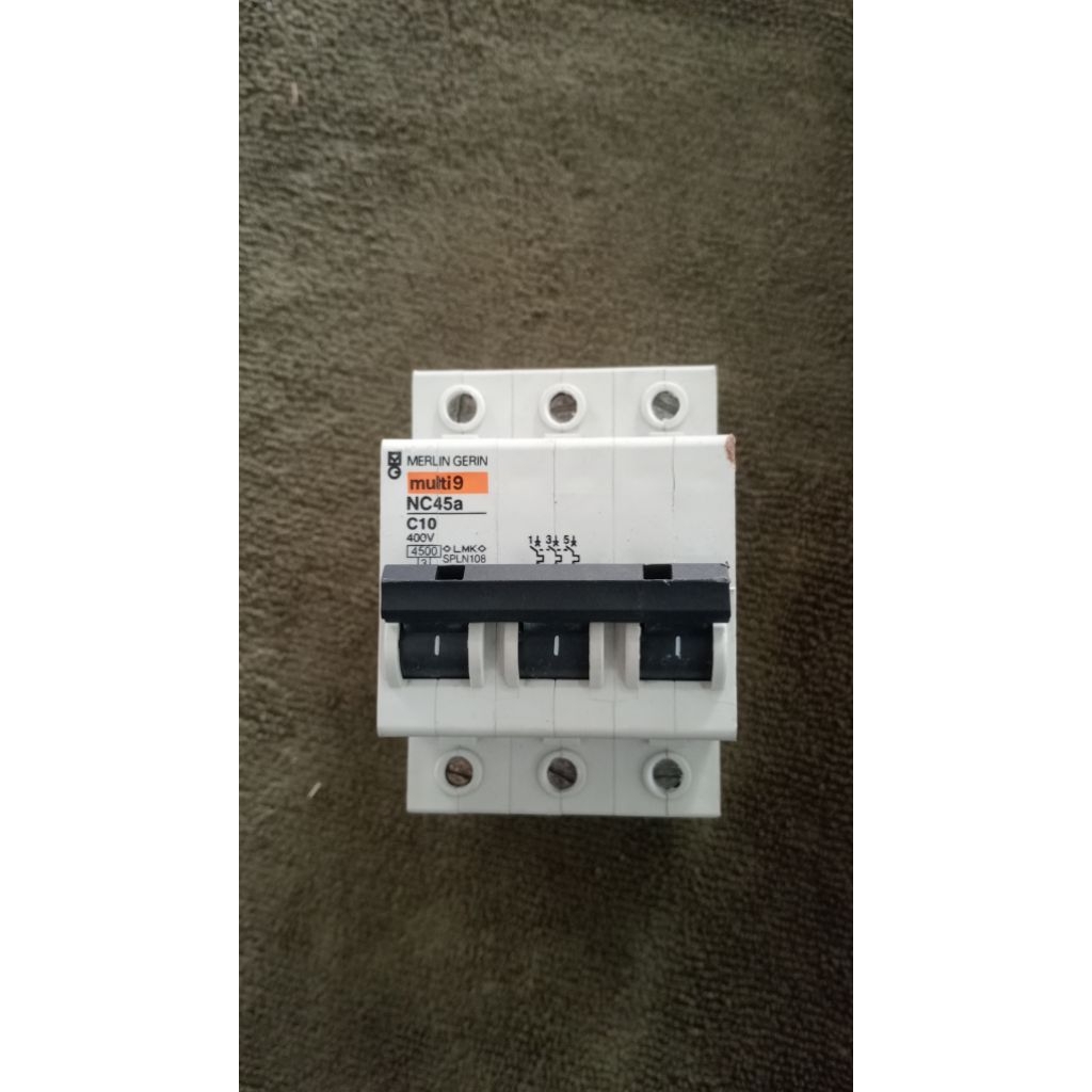 MCB 3pas merlin gerlin multi9 NC45a C 10amper original