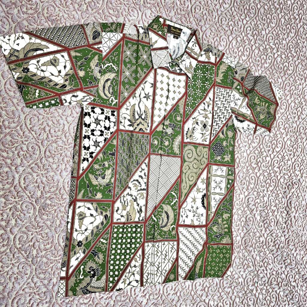 DANAR HADI Batik pria lengan pendek M