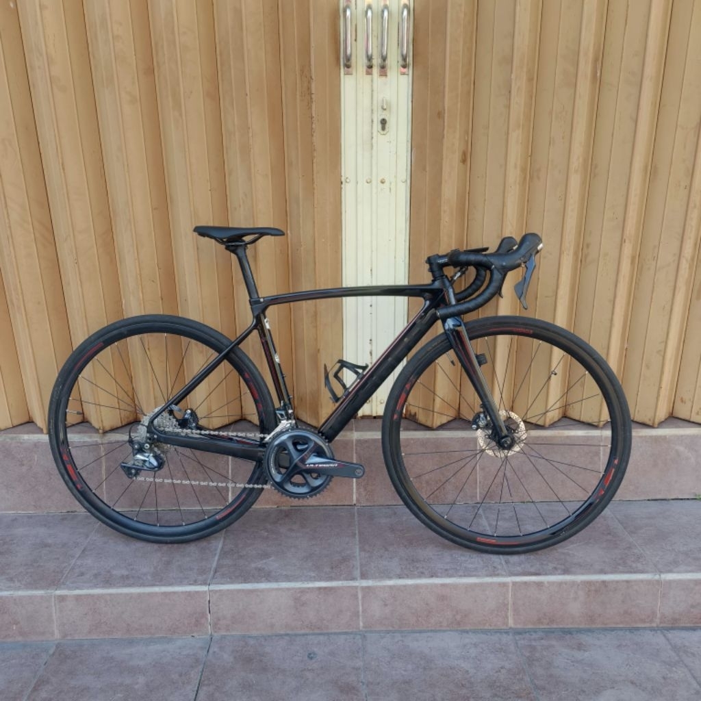 Polygon Strattos S8