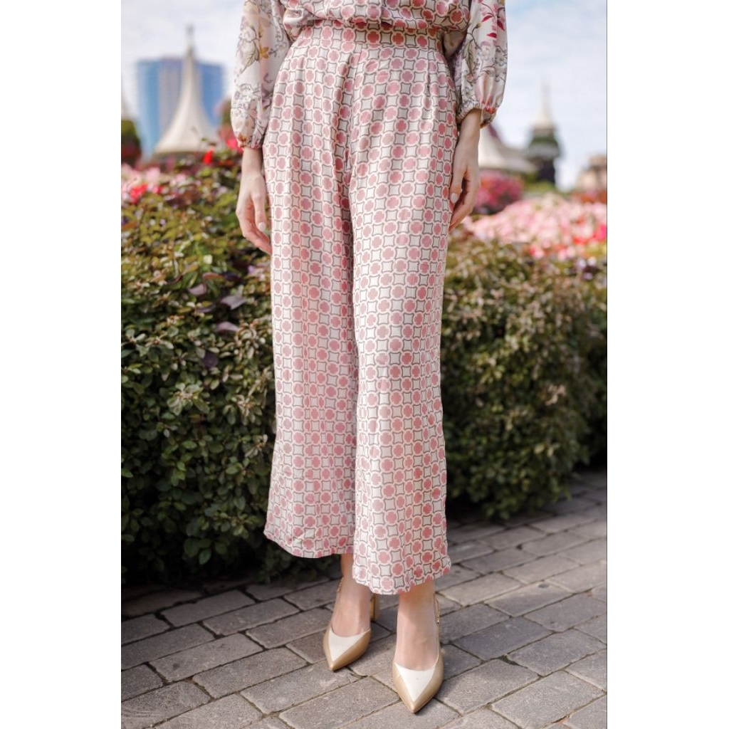 Benang Jarum - Into The Garden Pants - Pink - XL  ( PL )