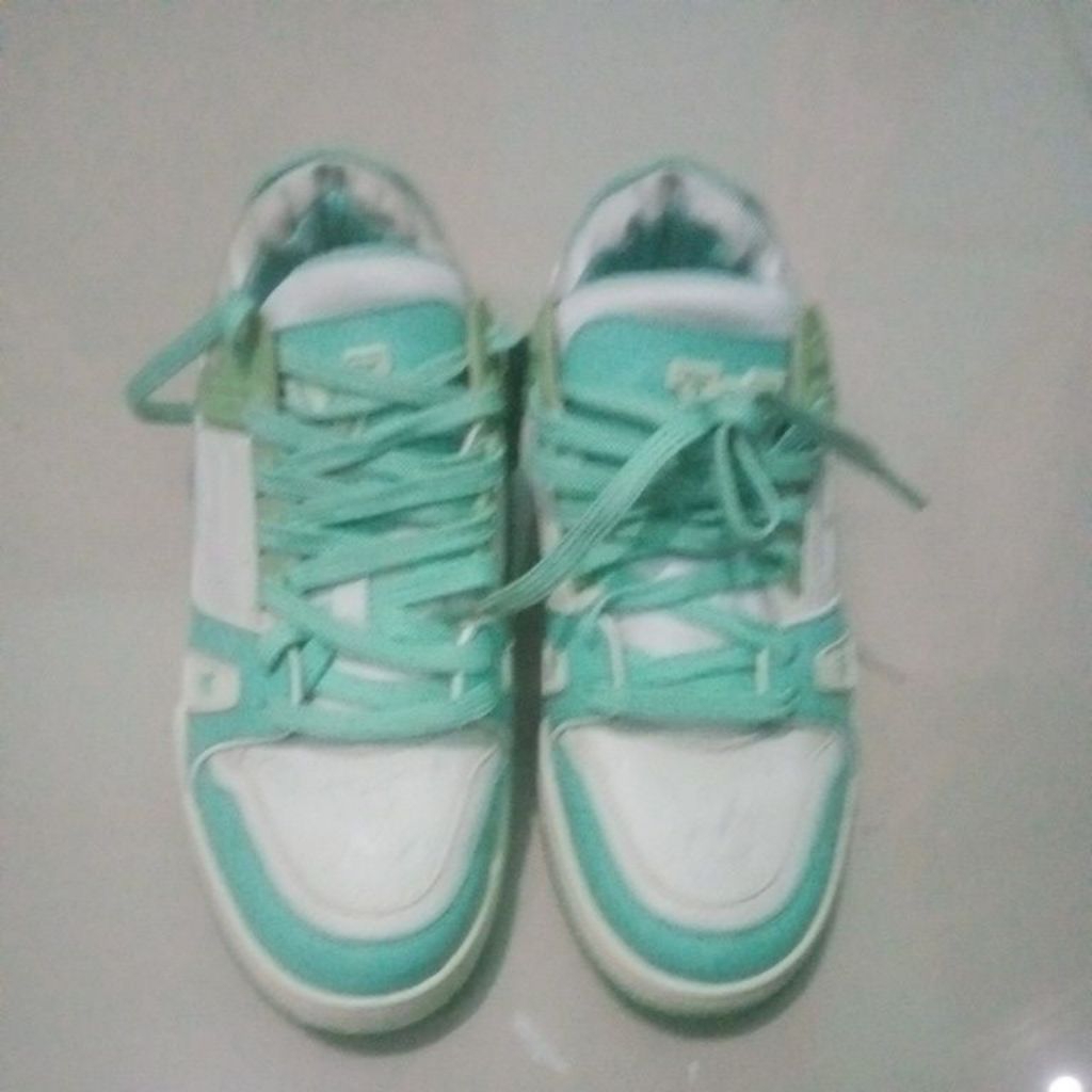 sepatu. LOUIS VUITTON ORI made in ITALY