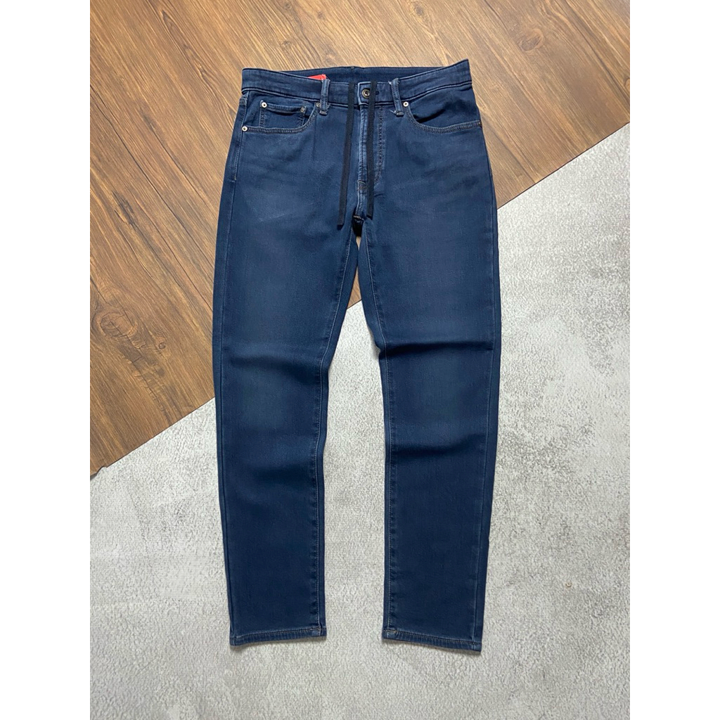 UNIQLO INDIGO EZY JEANS