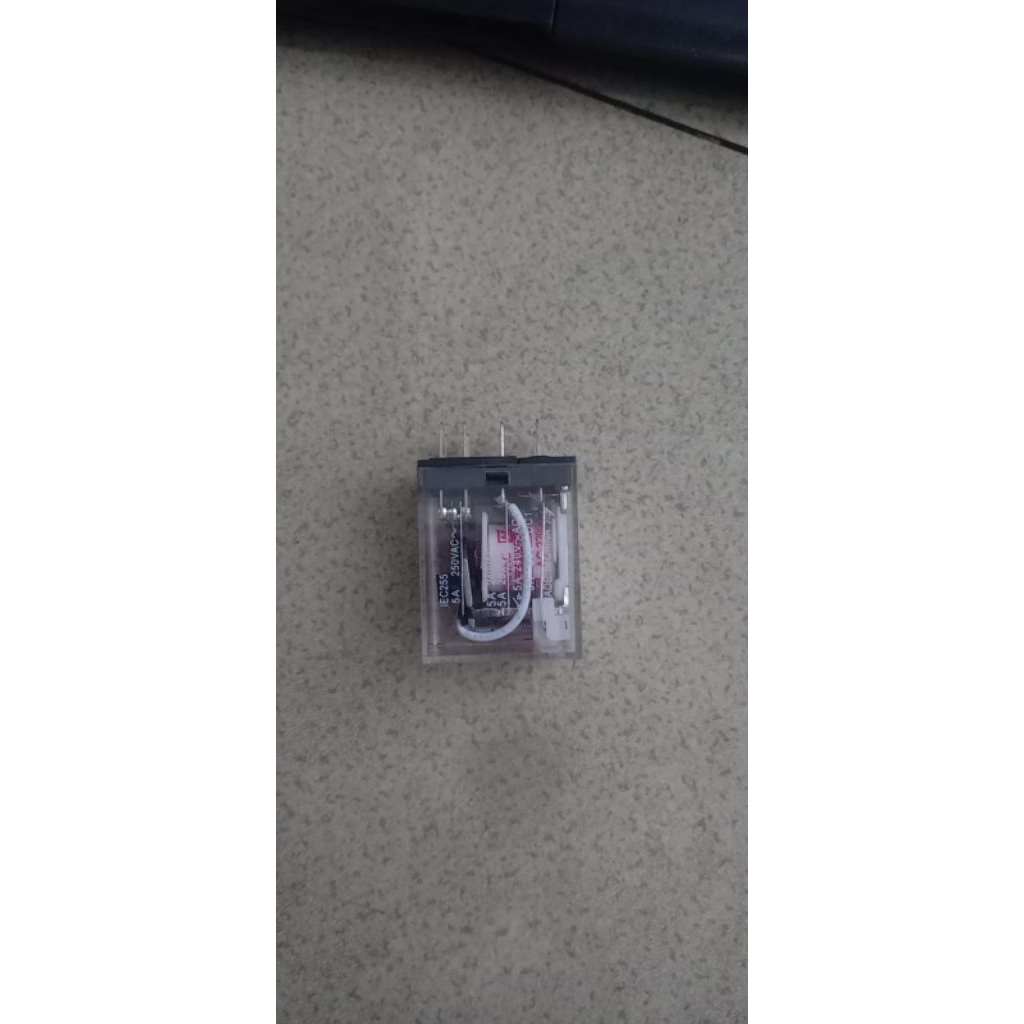 RELAY IEC255 5A 250VAC RELAY 220/240VAC RELAY 220VOLT-240VOLT 8PIN RELAY