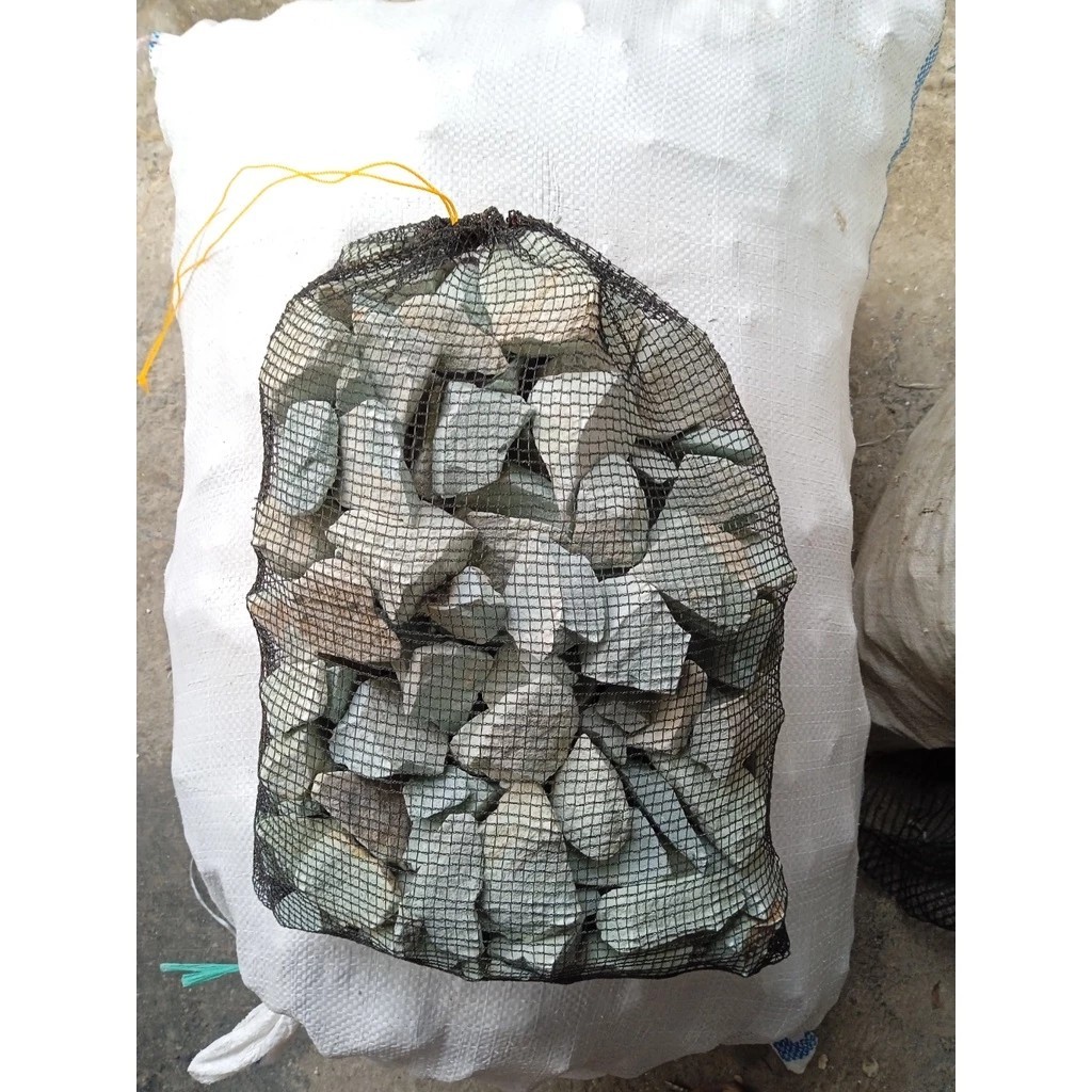 Batu zeolit karungan  zeolit media filter aquarium karungan 20 Kg / Zeolit