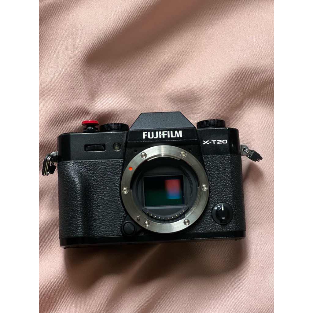 FUJIFIM XT-20 SECOND CONDITION BARANG MULUS