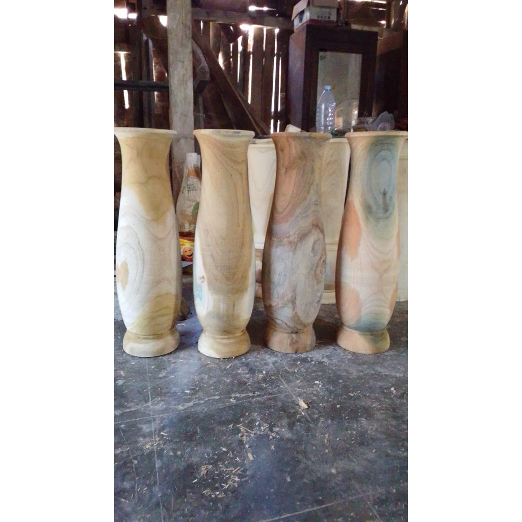 Vas Bunga Kayu Jati / Vas Lantai Warna Asli Kayu Jati