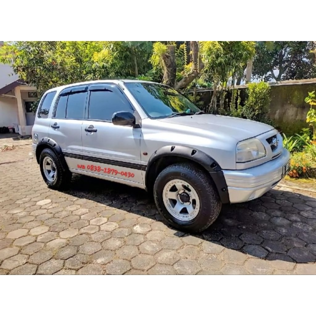 overfender variasi Escudo 1,600cc