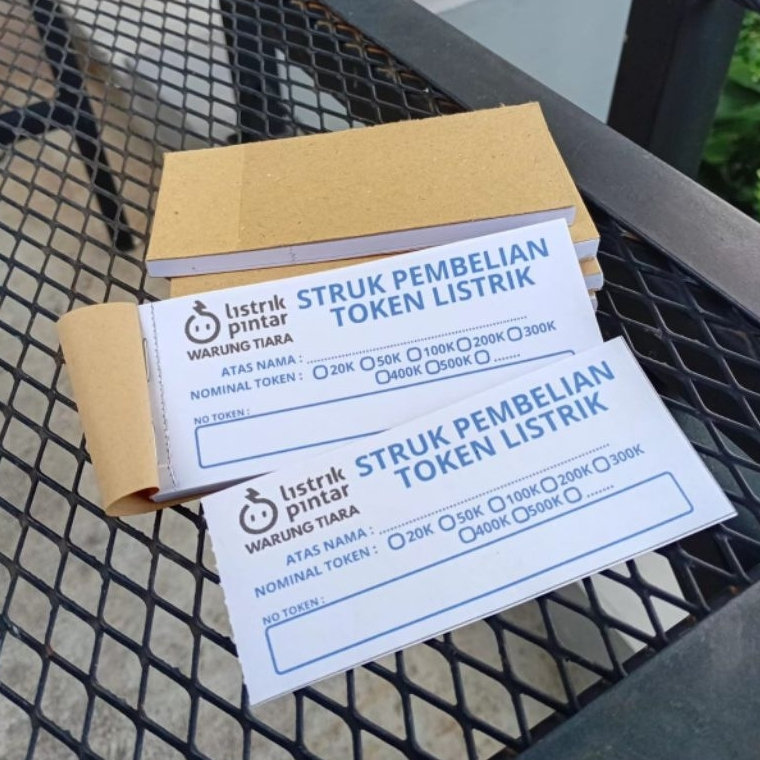 STRUK PEMBELIAN TOKEN LISTRIK PULSA BISA PAKAI NAMA TOKO UKURAN 10 X 4.5 CM BAHAN HVS