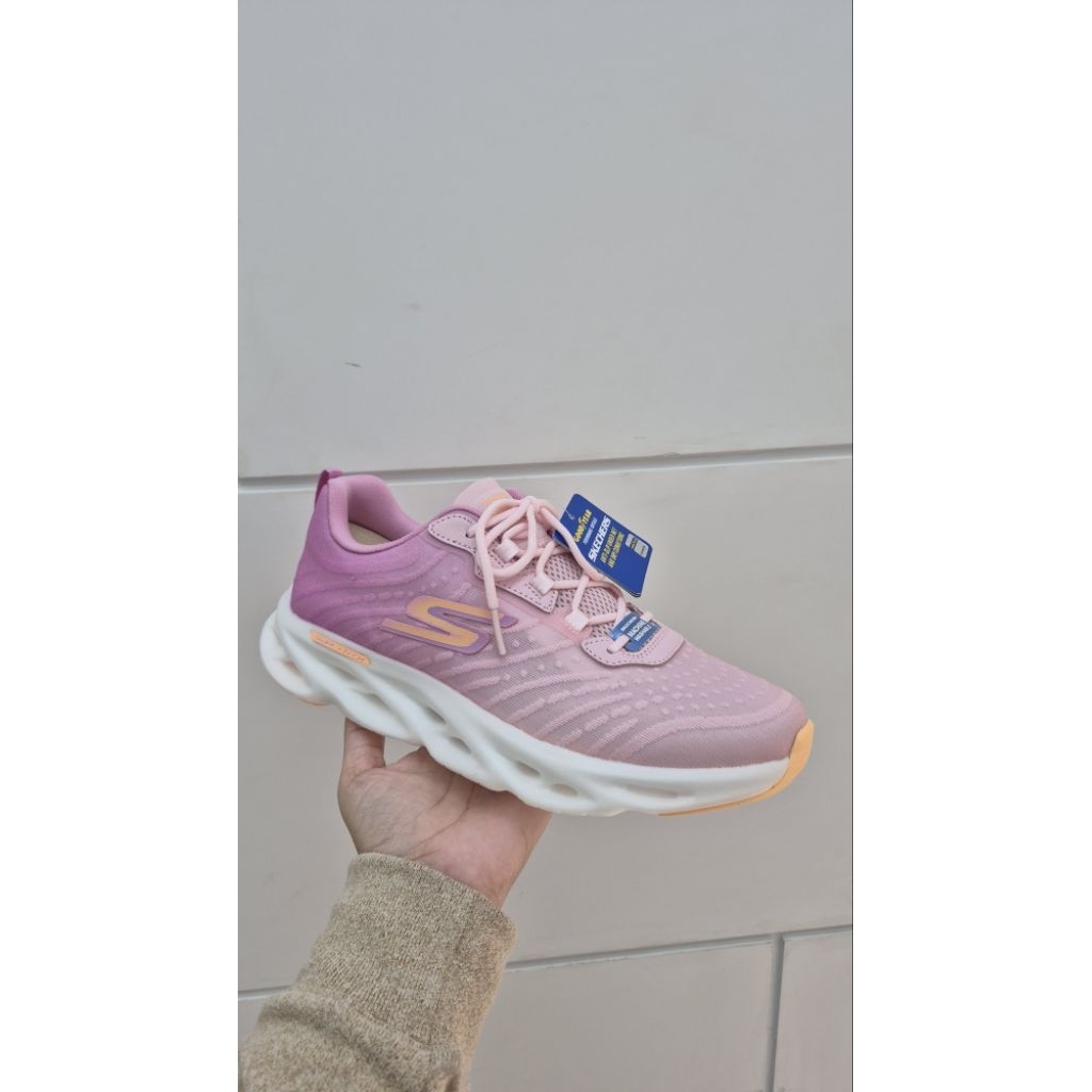 Skechers running goodyear