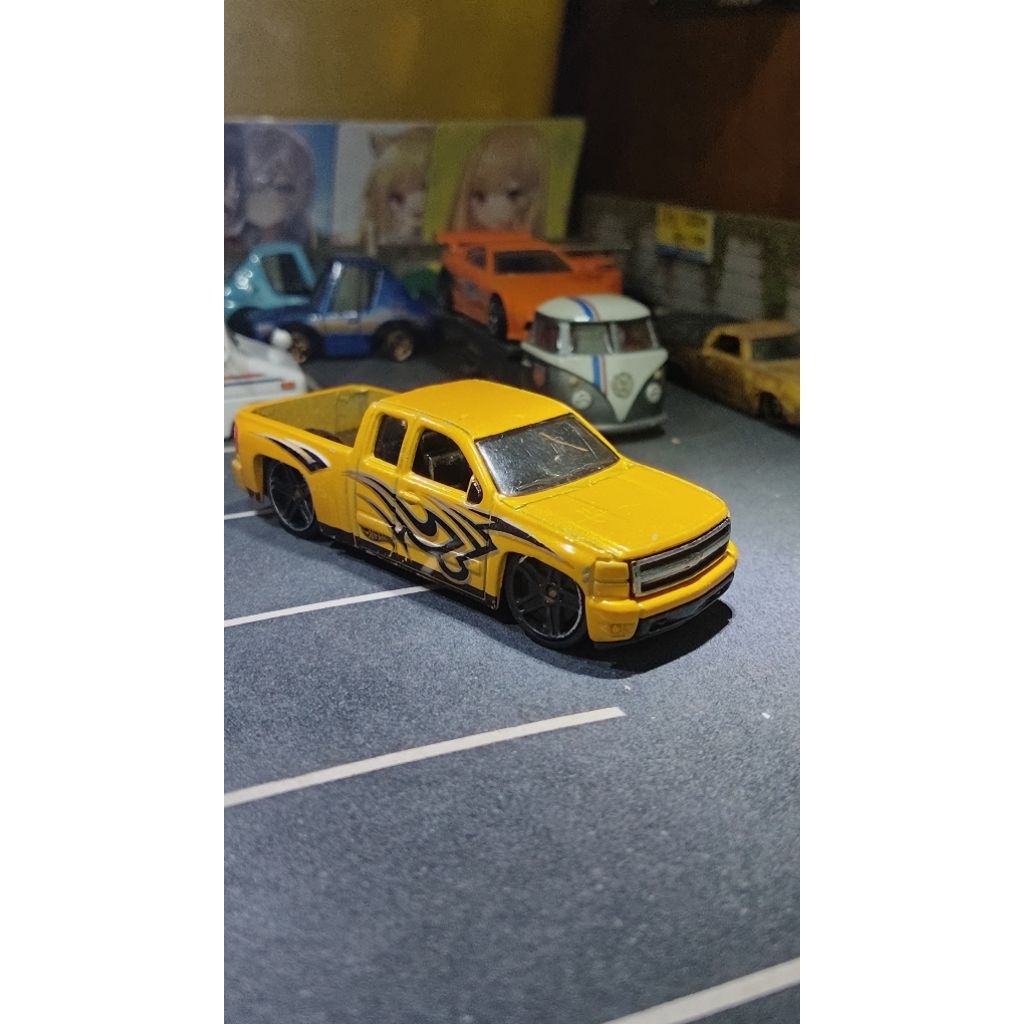 Hot wheels Chevy Silverado