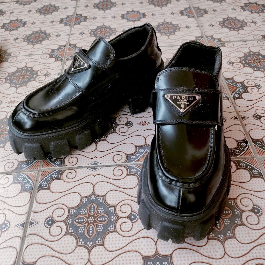 sepatu PL anak perempuan wanita platform mary jane docmart separu sekolah separu jalan sepatu hak ti