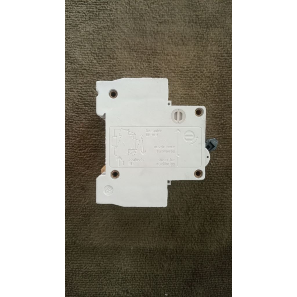 mcb 3pas Merlin gerlin multi9 NC45N C20Amper