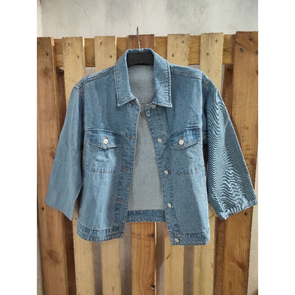 Jaket Jeans Wanita Bekas Pakai