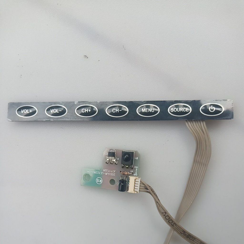 Sensor remot dan tombol panel tv led polytron PLD 43S863