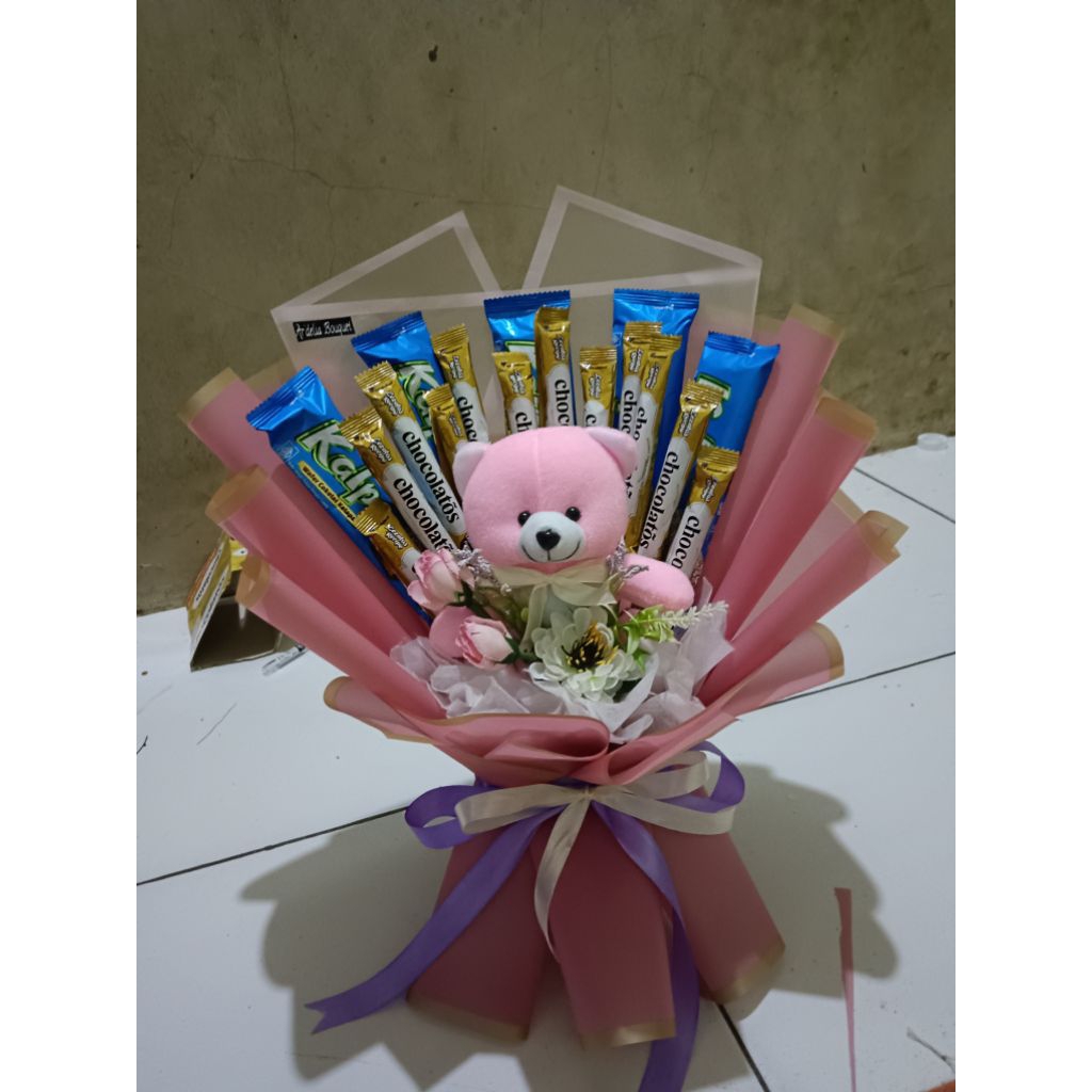 Buket wisuda jajan