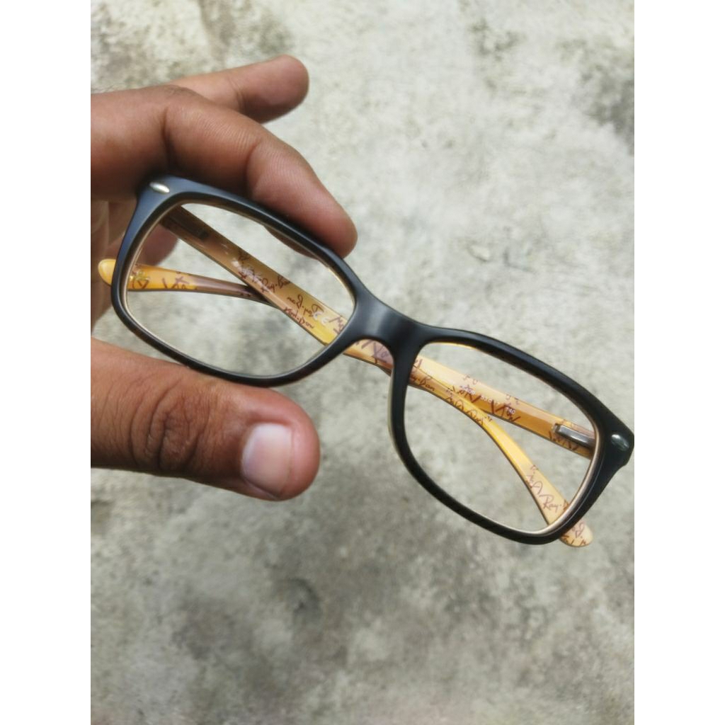 Frame kacamata Rayban 5228F