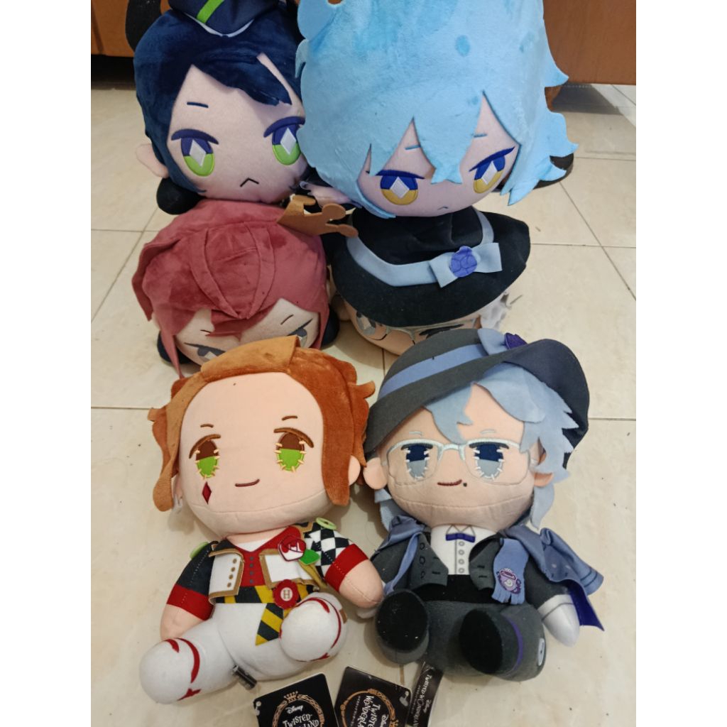 Twisted Wonderland Handmade style Big Nesoberi idia roseheart Riddle Leona vil malleus draconia