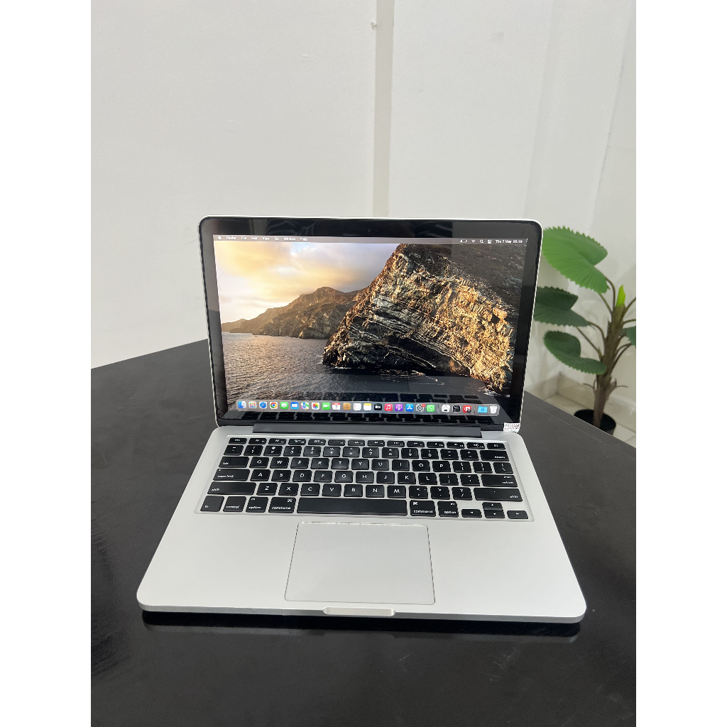 MacBook Pro 13 Inci 2015 I7 16 128GB - Like New