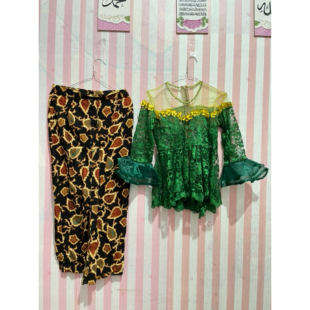 preloved kebaya hijau botol tile, kebaya wisuda kebaya pesta dan acara