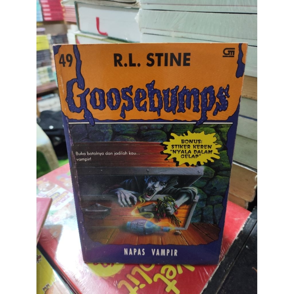 NOVEL GOOSEBUMPS NAPAS VAMPIR