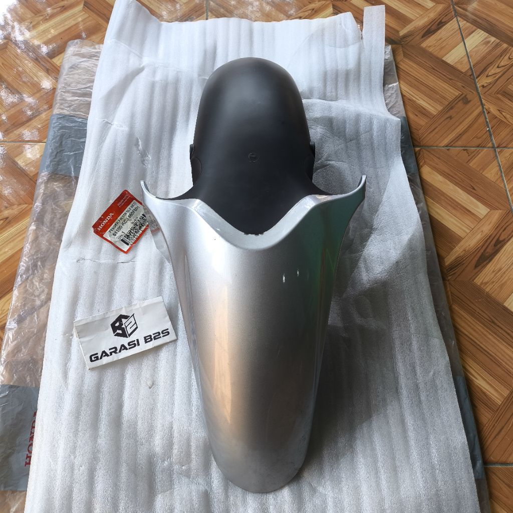 61100-KCJ-660FMH Fender Front Spakbor Slebor Depan Tiger Revo Tirev Silver Metalik Original AHM