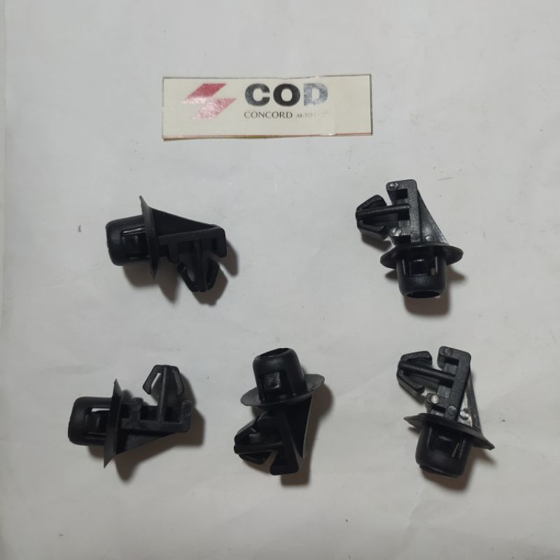 CLIP PANEL BODY SAMPING DEPAN PIPI ATAS BUMPER DAIHATSU ZEBRA ESPASS