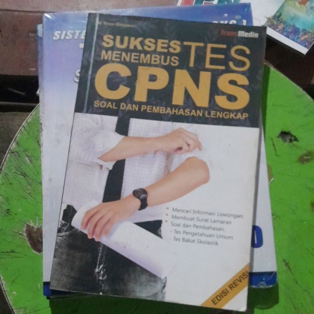 BUKU PAKET SOAL-SOAL CPNS PEMBAHASAN TERLENGKAP