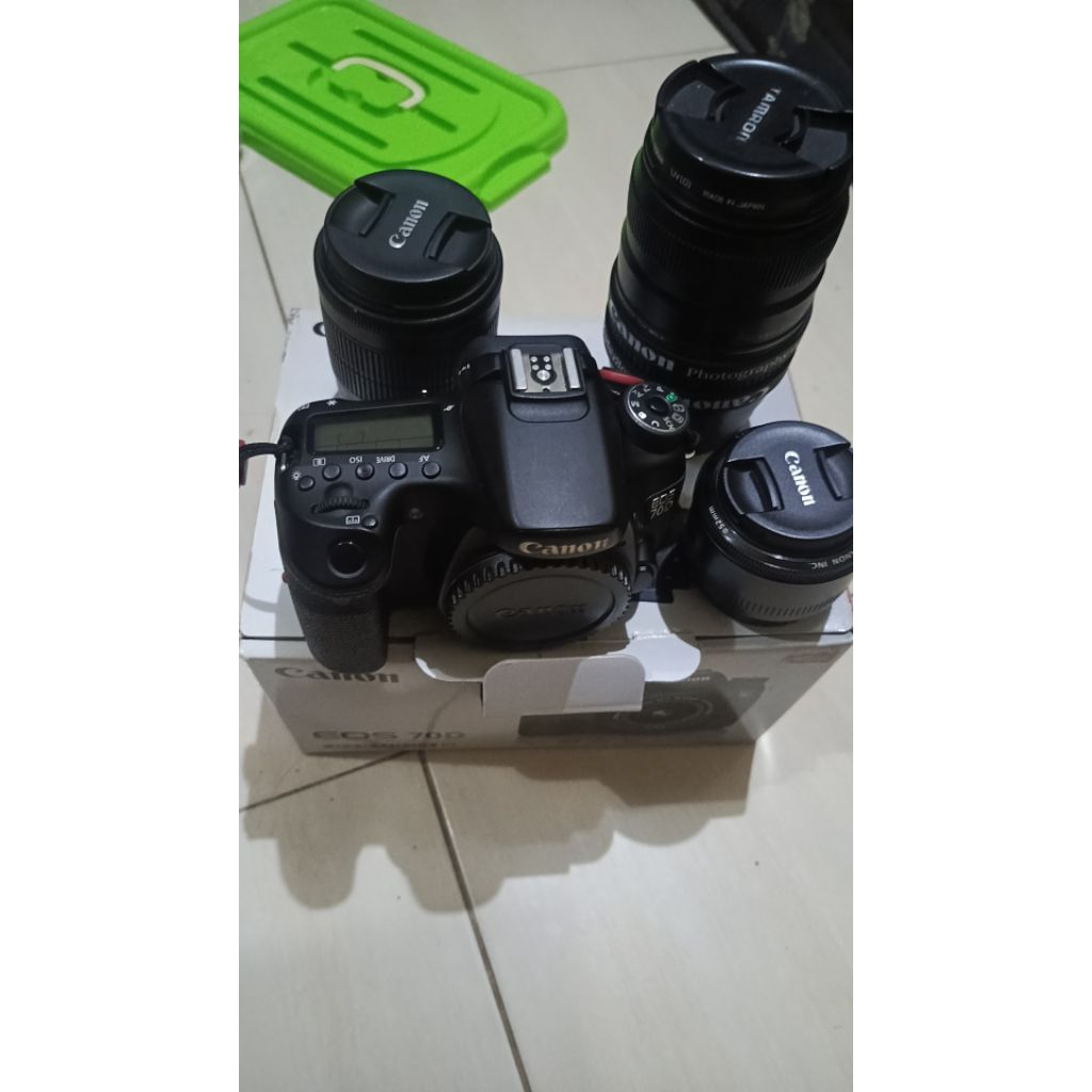CANON 70D LIKE NEW + 3 LENSA