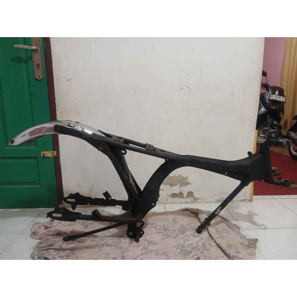 rangka cb100 N