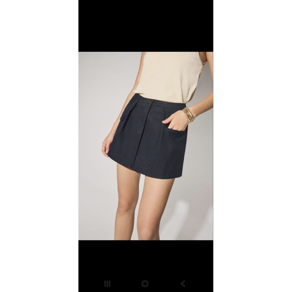 black mini skirt satin