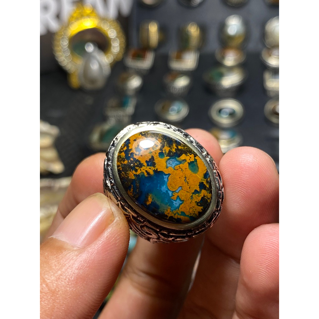 BATU BACAN KEMBANG
