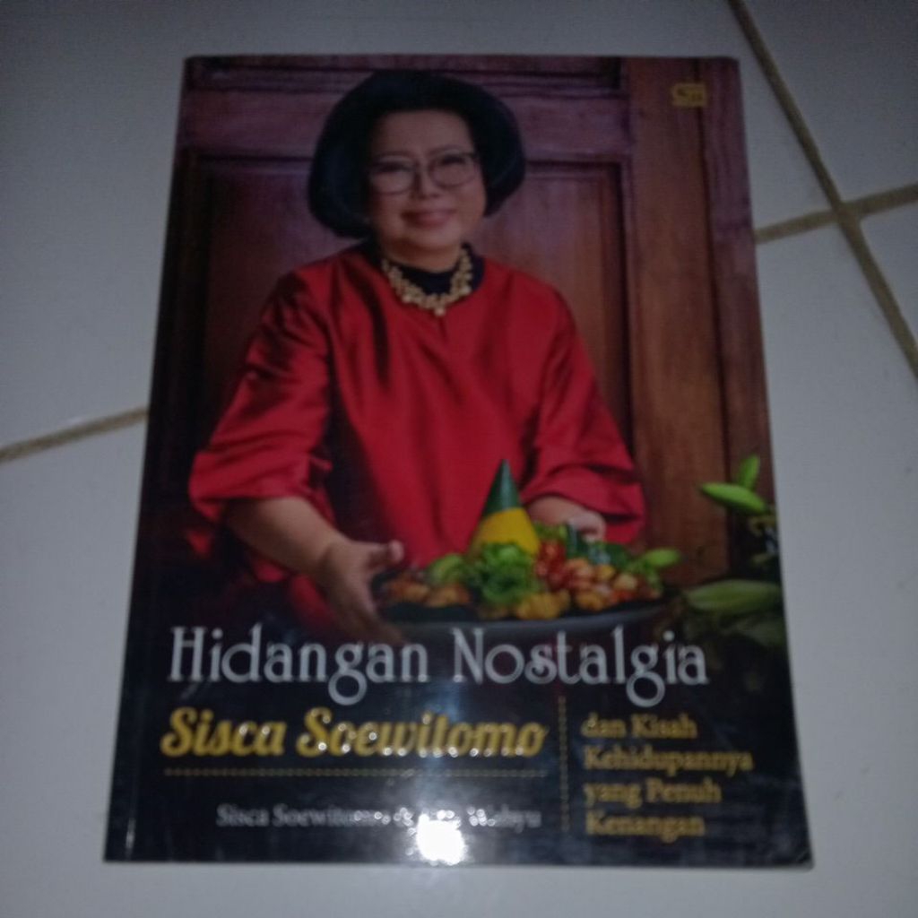 buku hidangan nostalgia sisca soewitomo