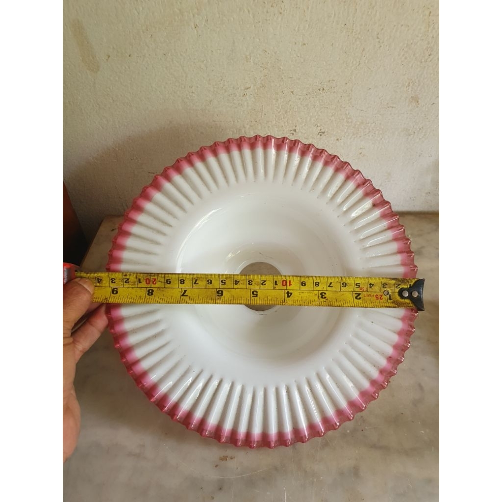 kap lampu kristal antik