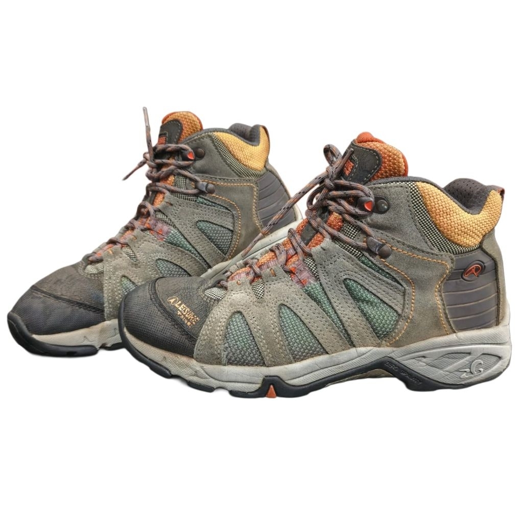 SEPATU SEKEN_LEISURE TIME CLAY MID - 41 1/3