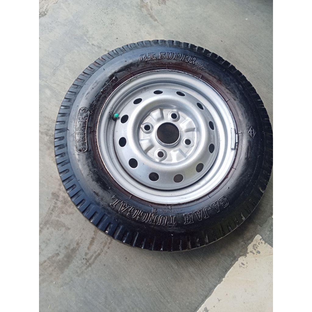 VELG SEREP ORI.CARRY FUTURA SS RING 13 PCD 114 komplit ban