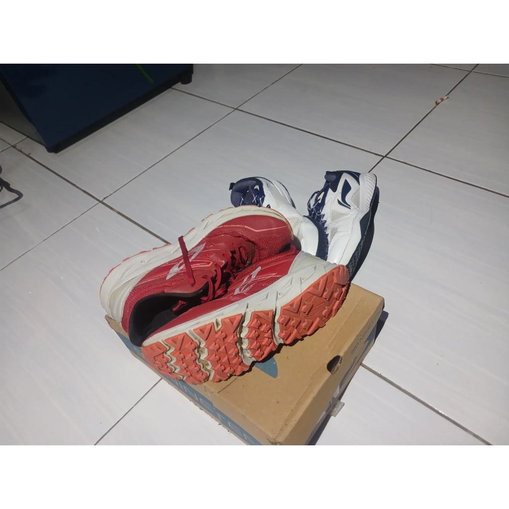yuza evo 910 merah