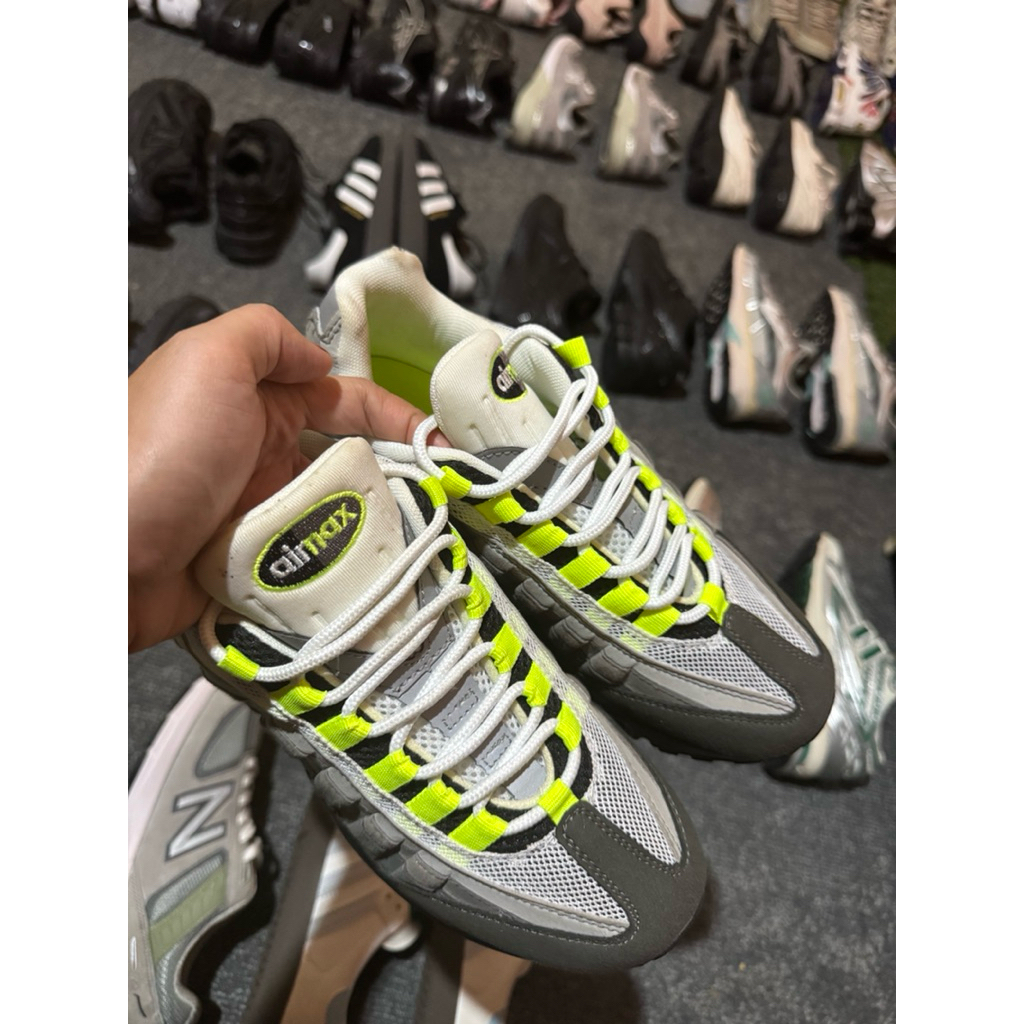 Nike Air Max 95 OG "Neon Yellow"