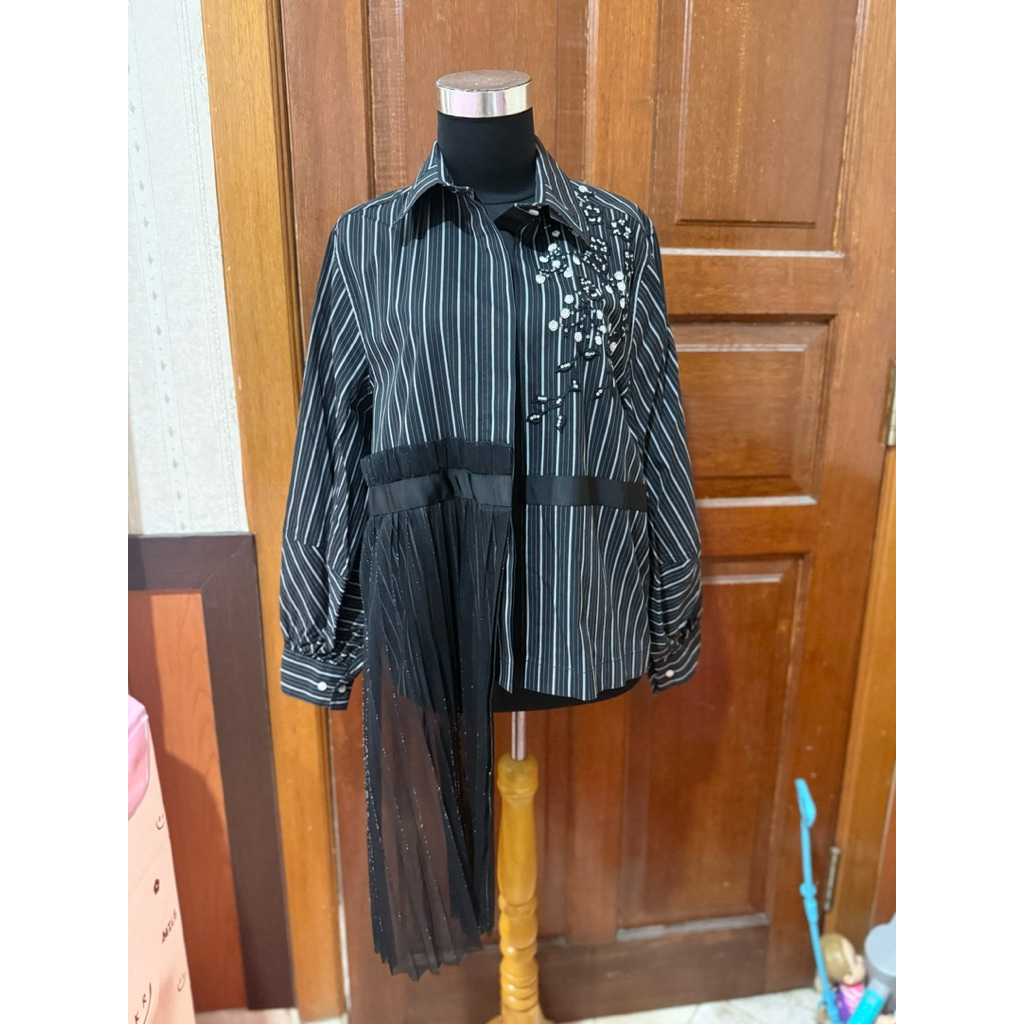 artkea stripes black linen