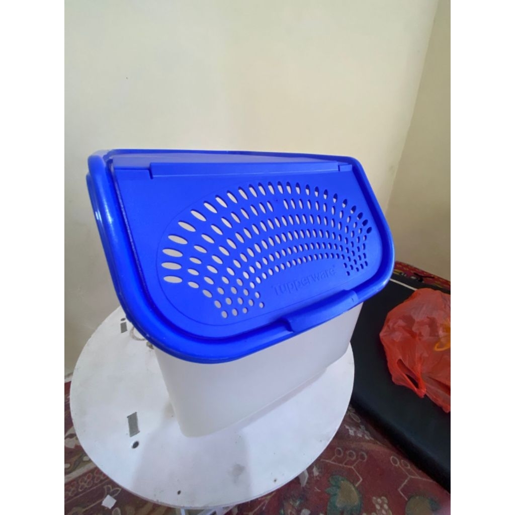 Tupperware Wadah Beras