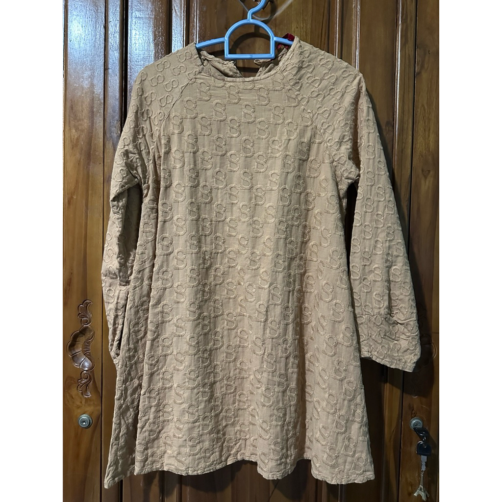 benang jarum eliza top in brown PL