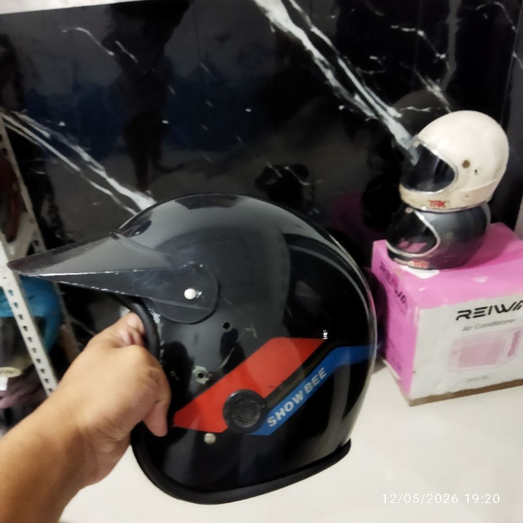 helm kiwi snowbeee original jadul