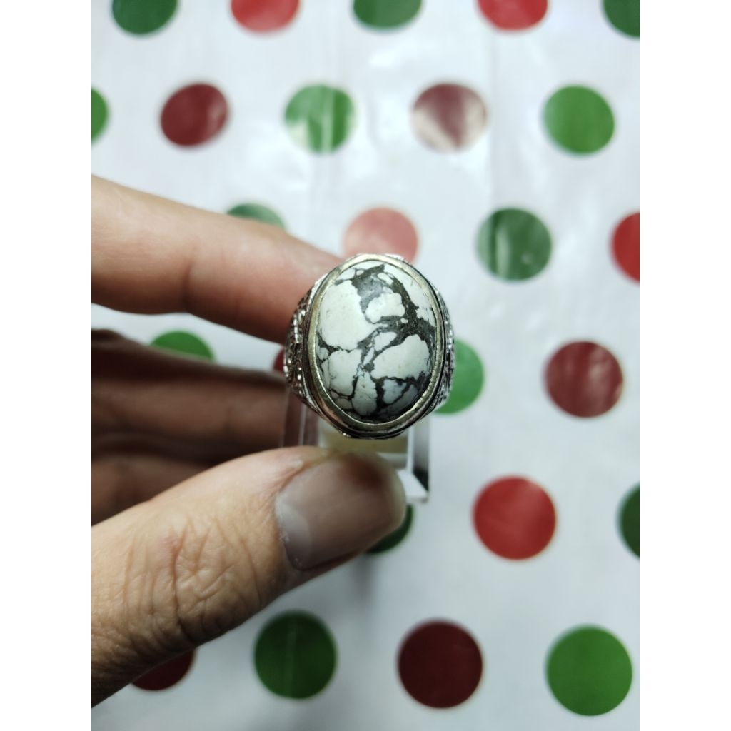 BATU AKIK PIRUS PUTIH