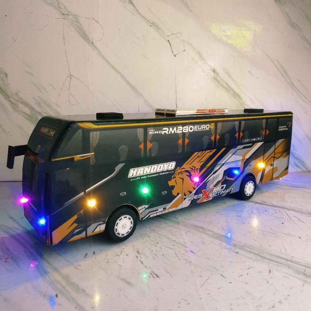 Miniatur Bus Handoyo Legacy Sky Sr3 Xhd Prime