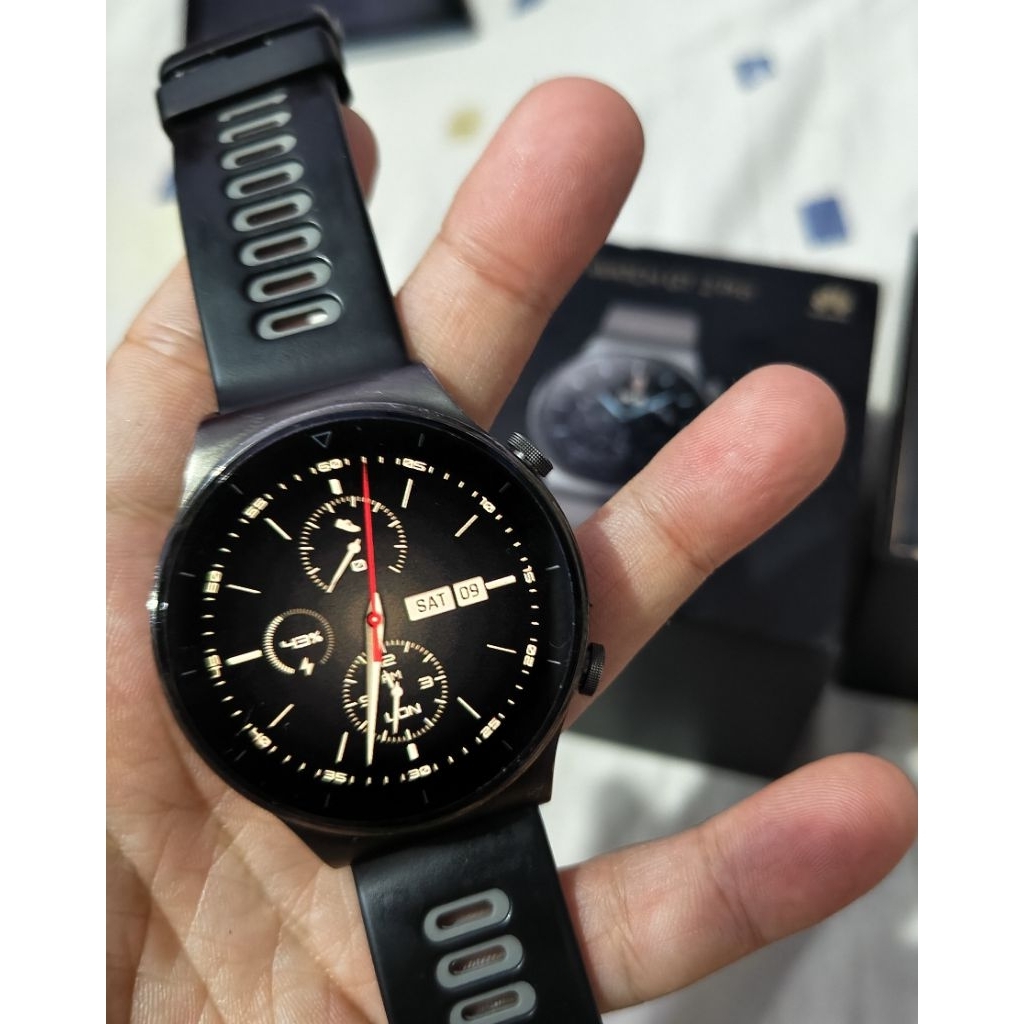 Huawei watch gt 2 pro second