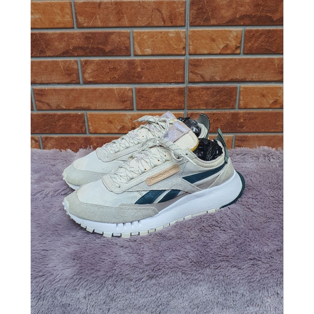 Sepatu Reebok Classic Leather Legacy Size 42